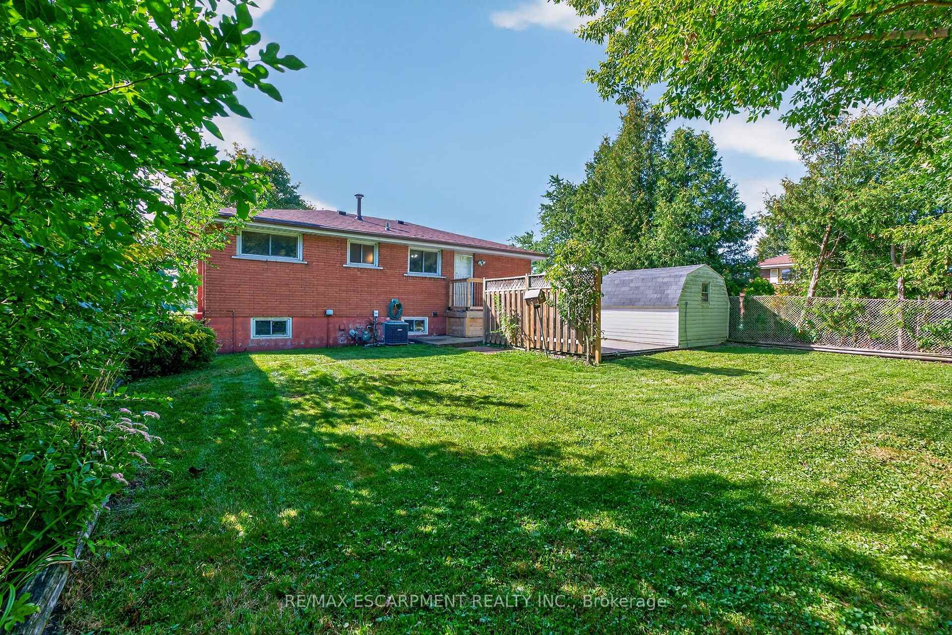 Photo 34 of 50 Berko Avenue, Hamilton, Lawfield — HOMEH