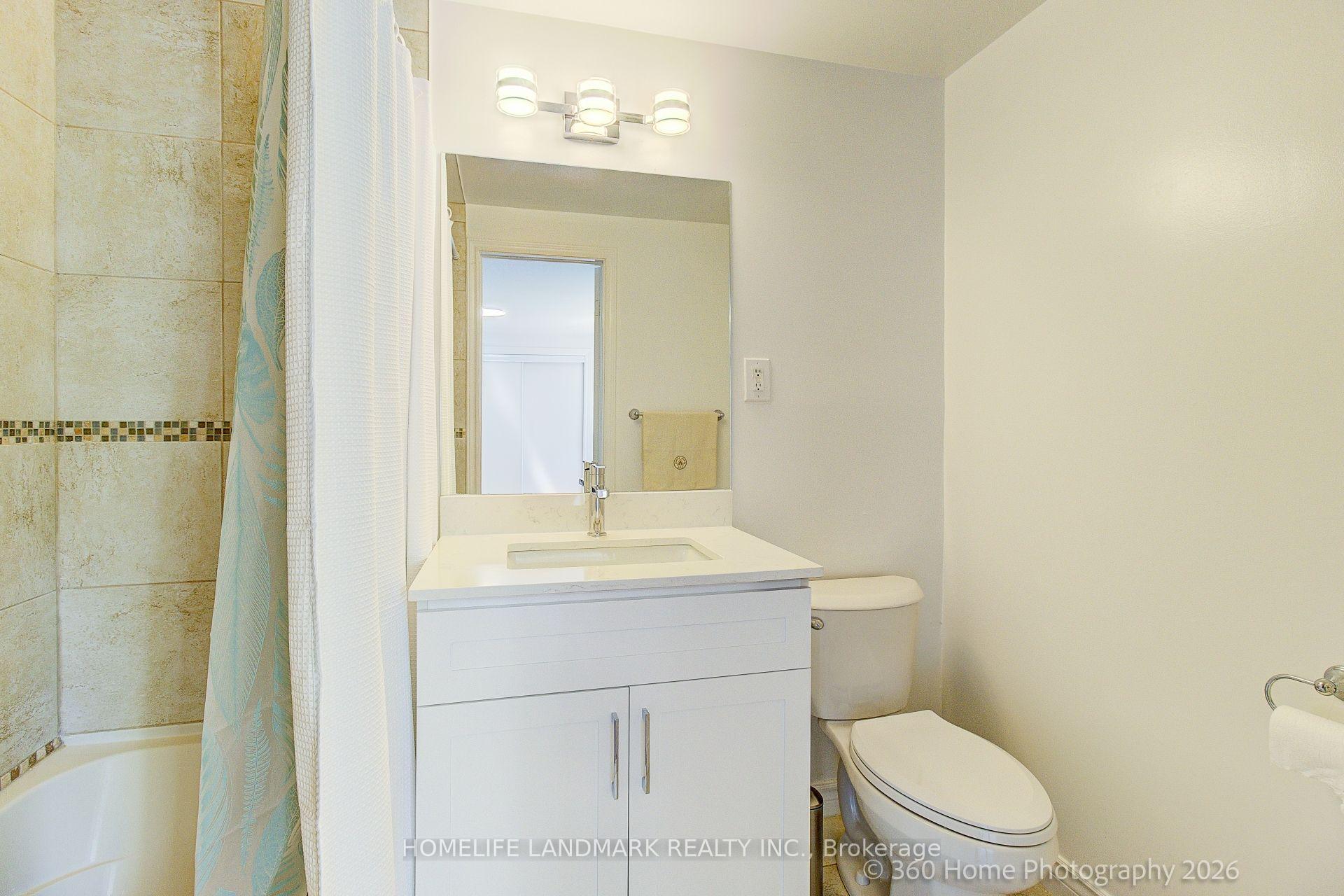 Photo 20 of 33 kitsilano Crescent, Richmond Hill, North Richvale — HOMEH