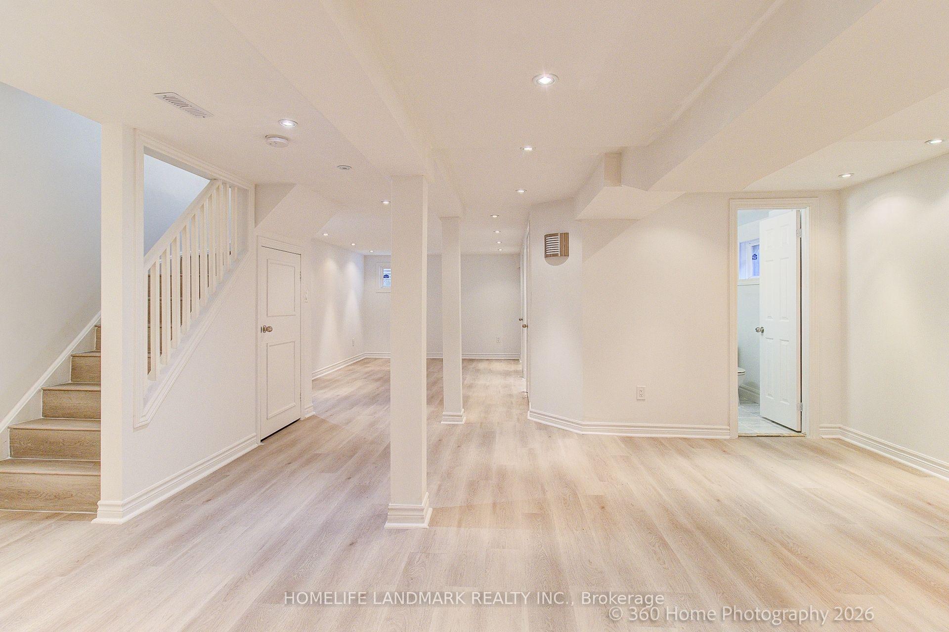 Photo 22 of 33 kitsilano Crescent, Richmond Hill, North Richvale — HOMEH