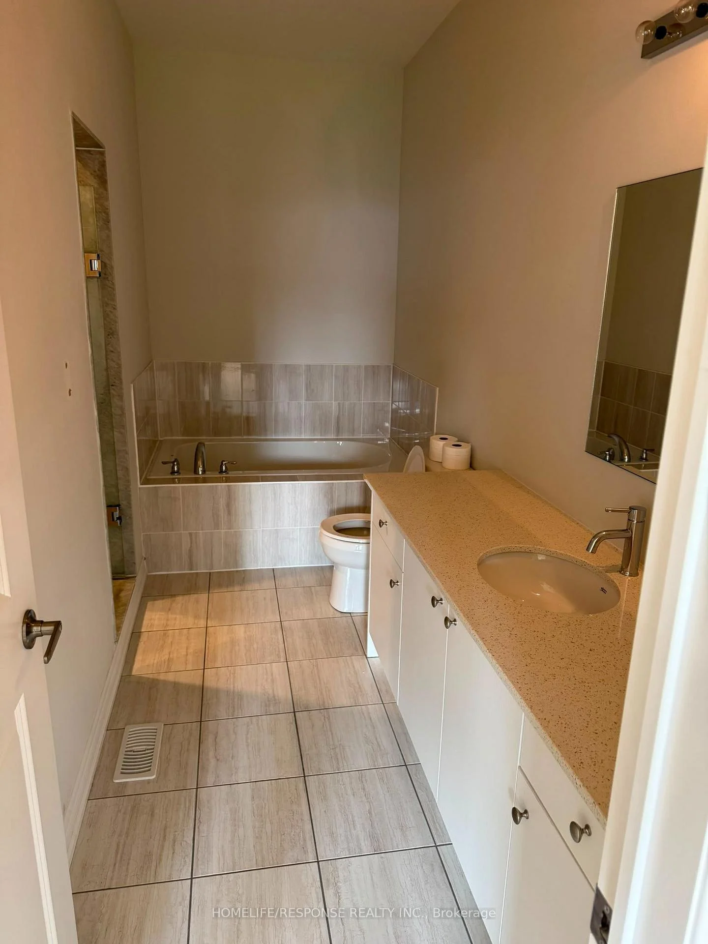 Photo 12 of 111 Stonebrook Way, Grey Highlands — HOMEH
