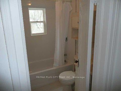 Photo 5 of Unit 3, 1745 Bathurst Street, Toronto, Forest Hill South — HOMEH