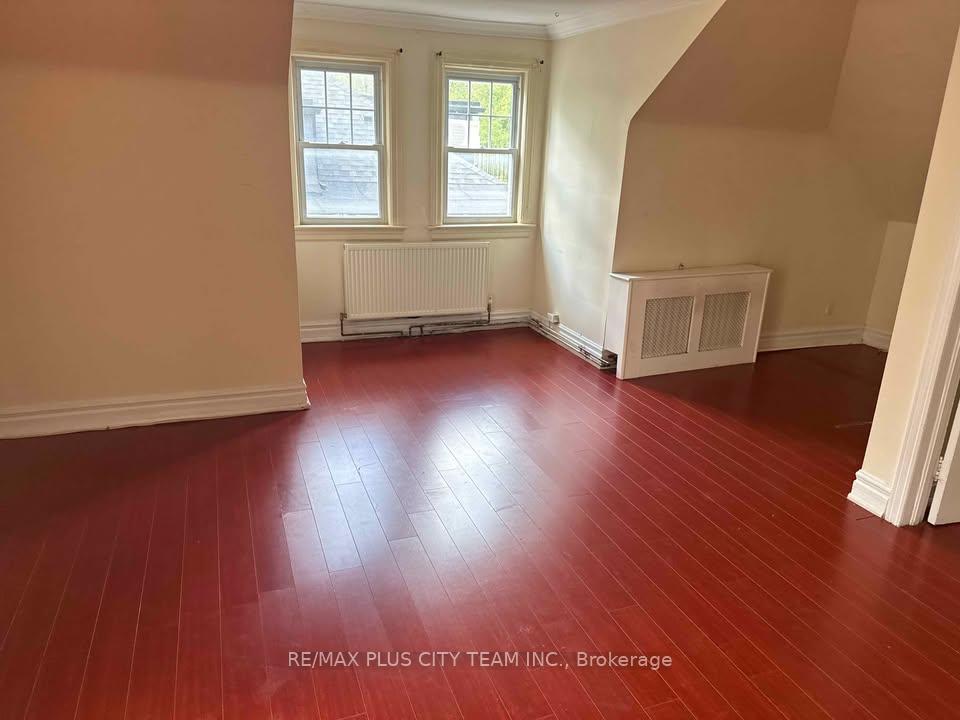 Photo 8 of Unit 3, 1745 Bathurst Street, Toronto, Forest Hill South — HOMEH