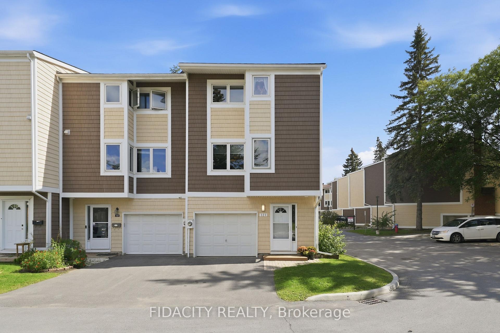 Front of Unit 151, 320 Stowe Court