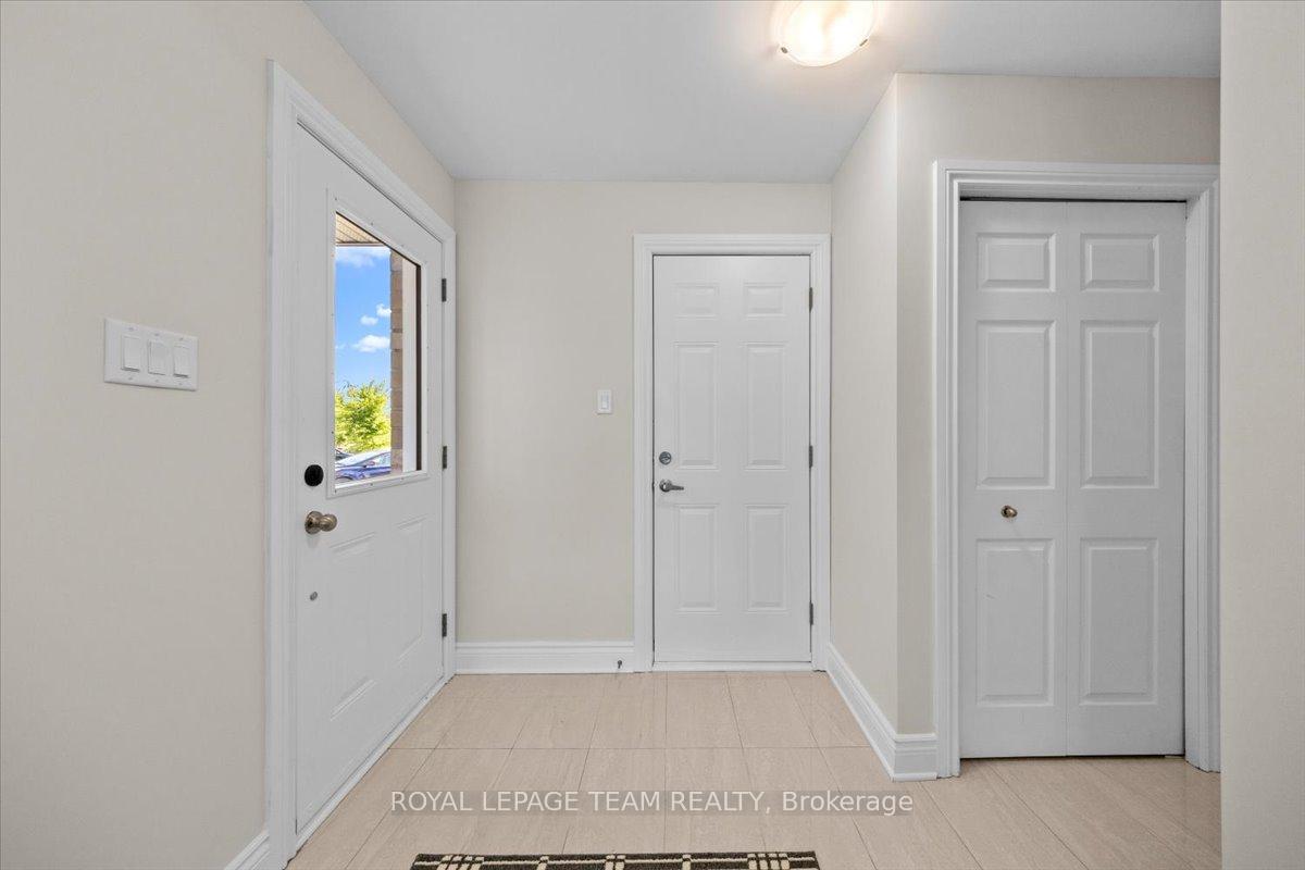 Photo 4 of 227 Bert Hall Street, Arnprior, Arnprior — HOMEH