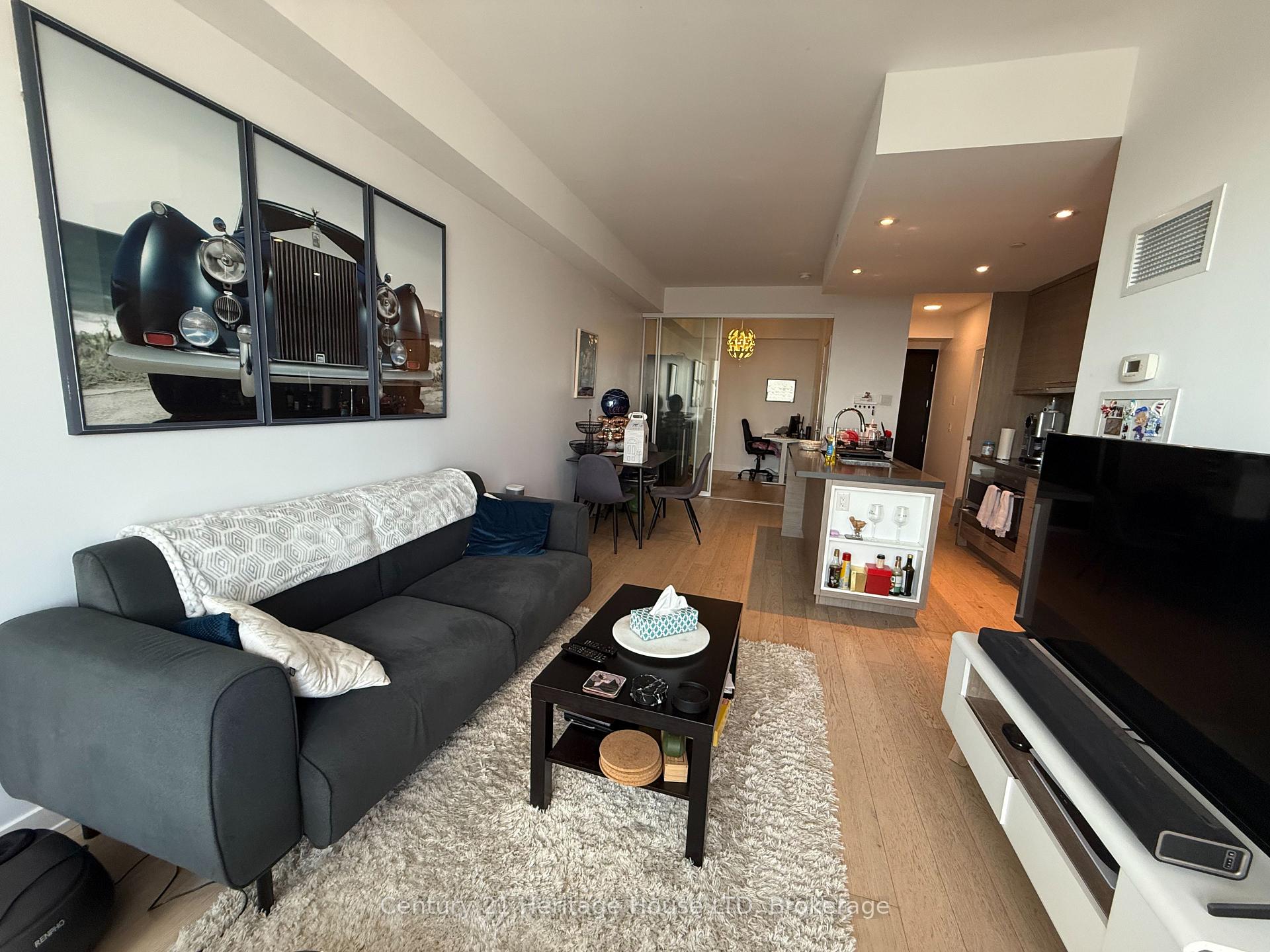 Photo 5 of Unit 4403, 488 University Avenue, Toronto, Kensington-Chinatown — HOMEH