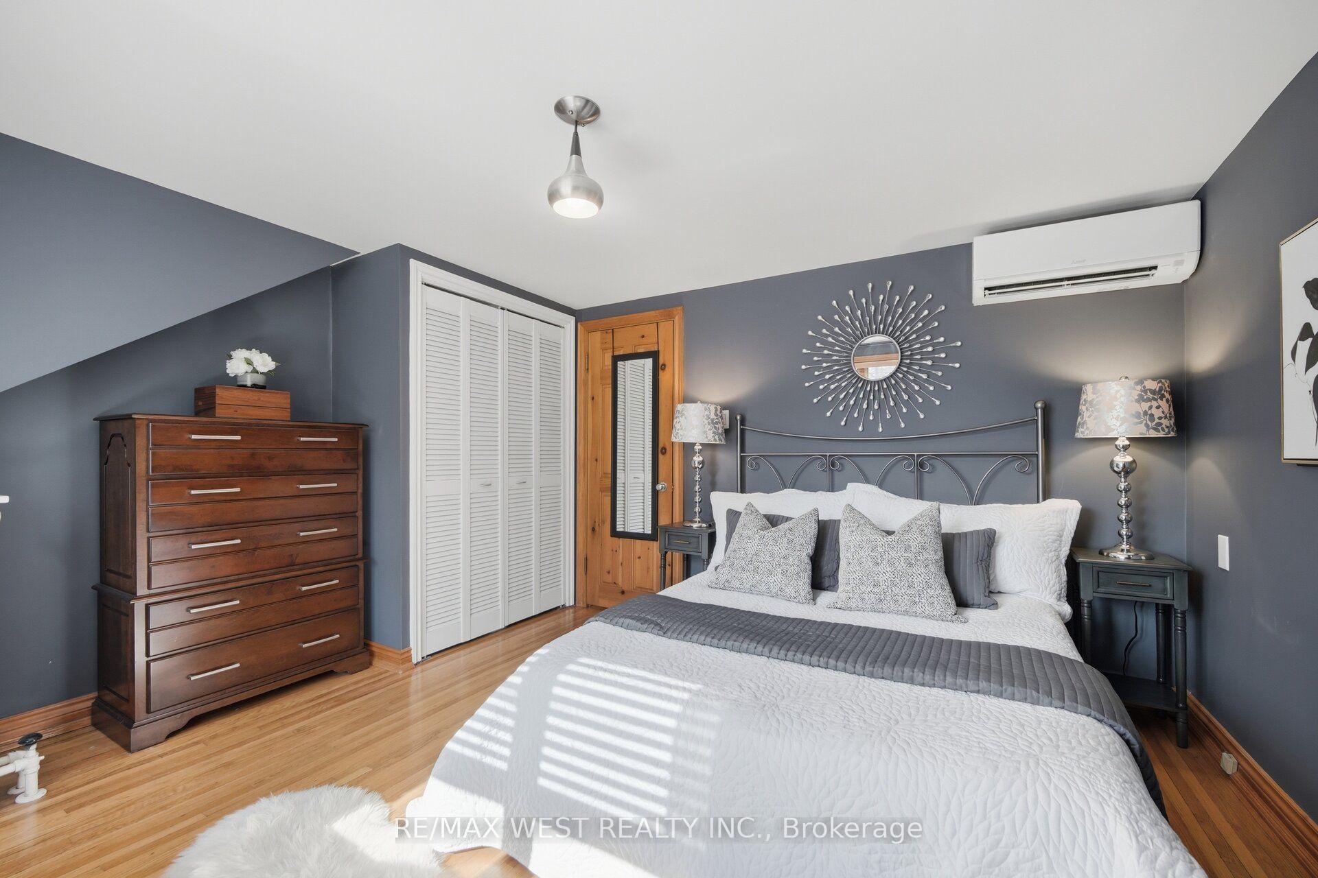 Photo 18 of 151 Jane Street, Toronto, Runnymede-Bloor West Village — HOMEH
