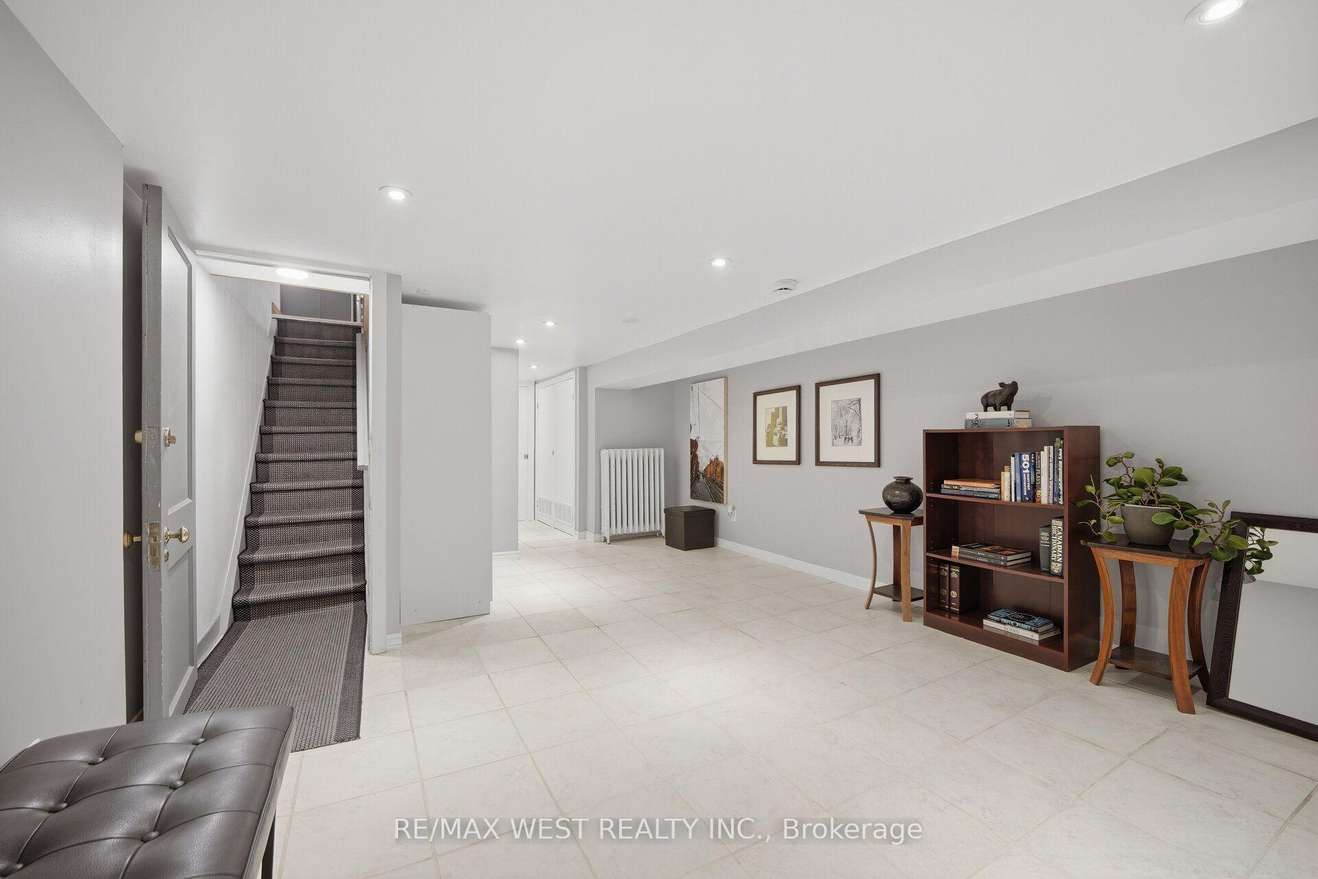 Photo 26 of 151 Jane Street, Toronto, Runnymede-Bloor West Village — HOMEH