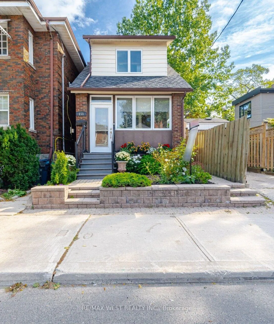 Photo 40 of 151 Jane Street, Toronto, Runnymede-Bloor West Village — HOMEH