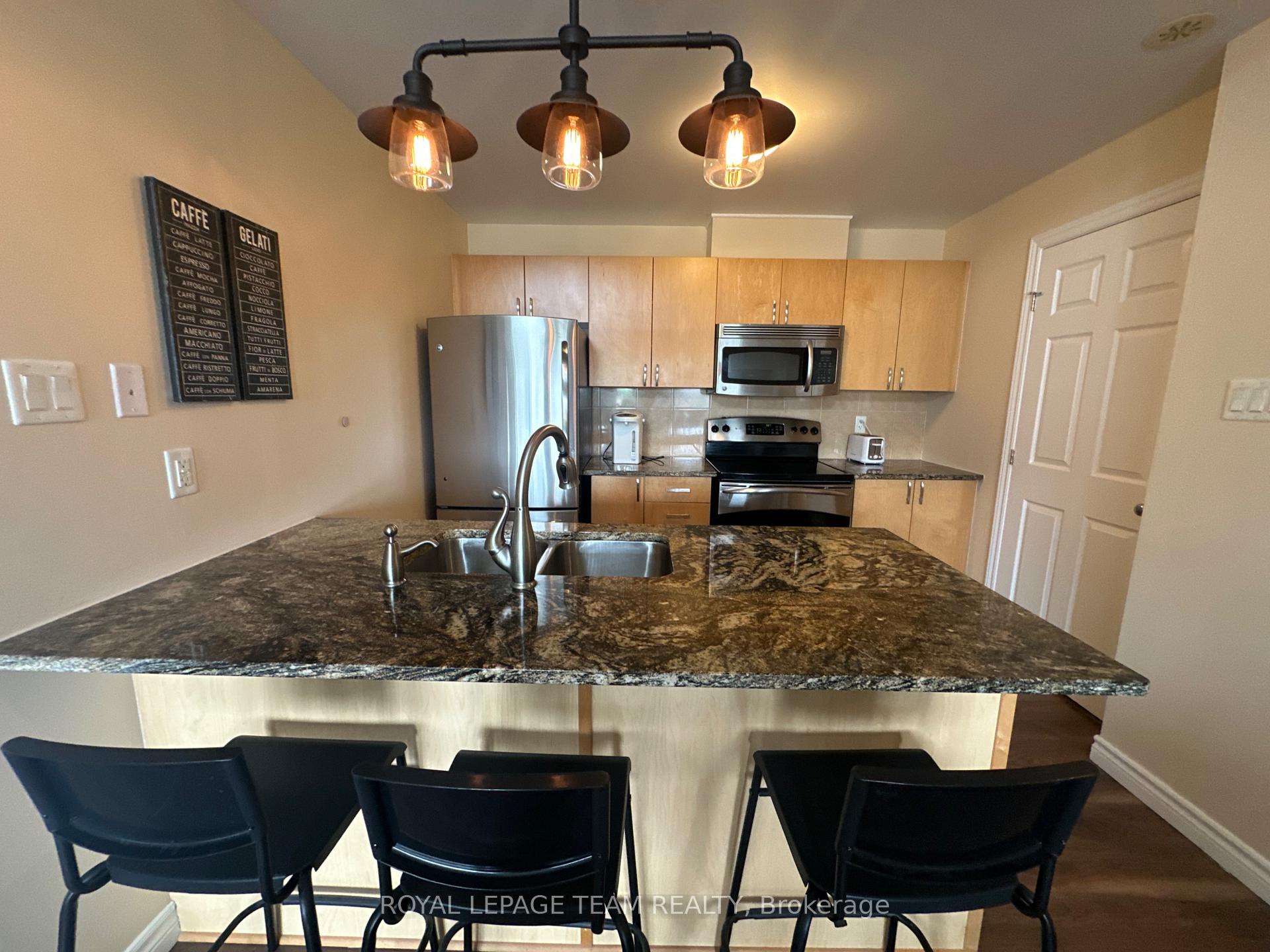 Photo 11 of Unit C, 763 Cedar Creek Drive, Ottawa, Blossom Park/Kemp Park/Findlay Creek — HOMEH