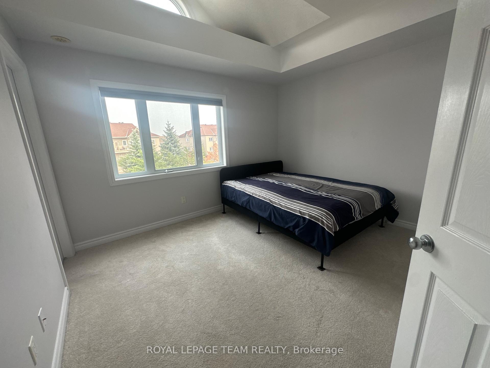 Photo 12 of Unit C, 763 Cedar Creek Drive, Ottawa, Blossom Park/Kemp Park/Findlay Creek — HOMEH