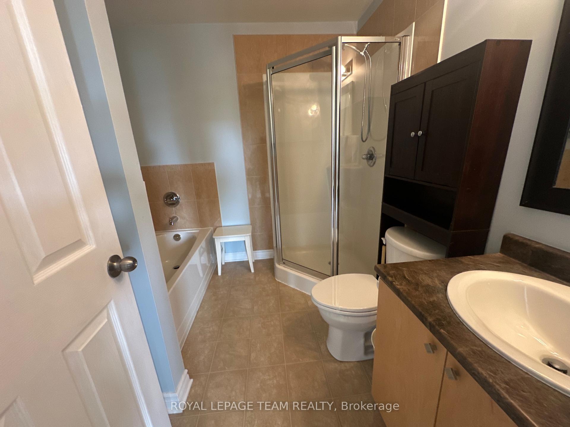 Photo 14 of Unit C, 763 Cedar Creek Drive, Ottawa, Blossom Park/Kemp Park/Findlay Creek — HOMEH