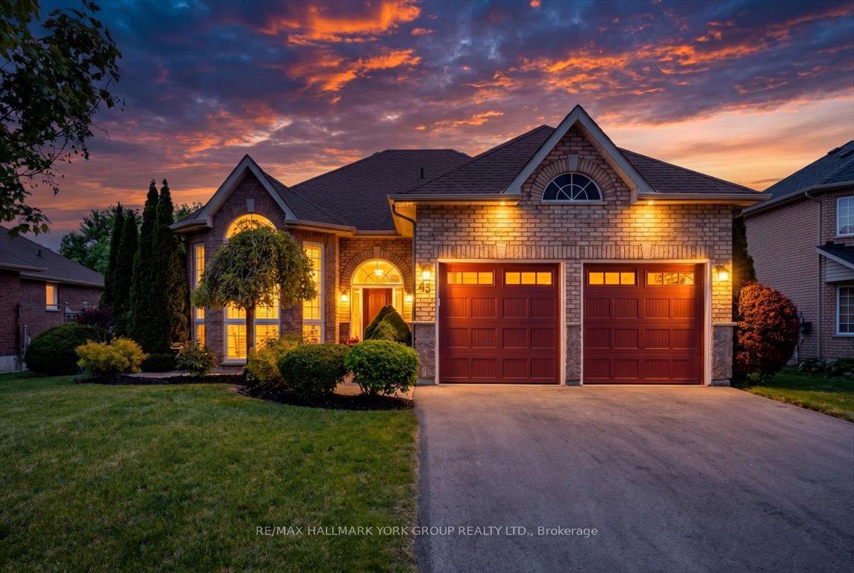 Photo 3 of 45 Highcastle Avenue, Georgina, Historic Lakeshore Communities — HOMEH