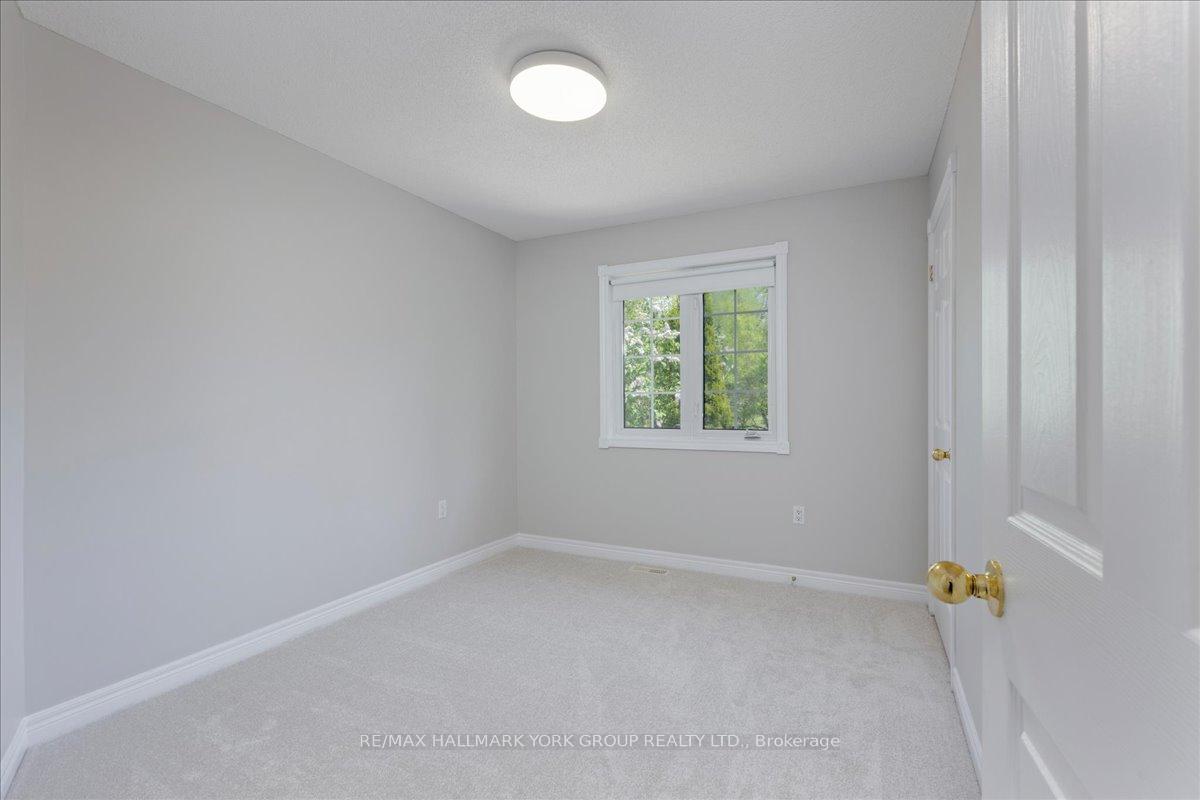 Photo 26 of 45 Highcastle Avenue, Georgina, Historic Lakeshore Communities — HOMEH