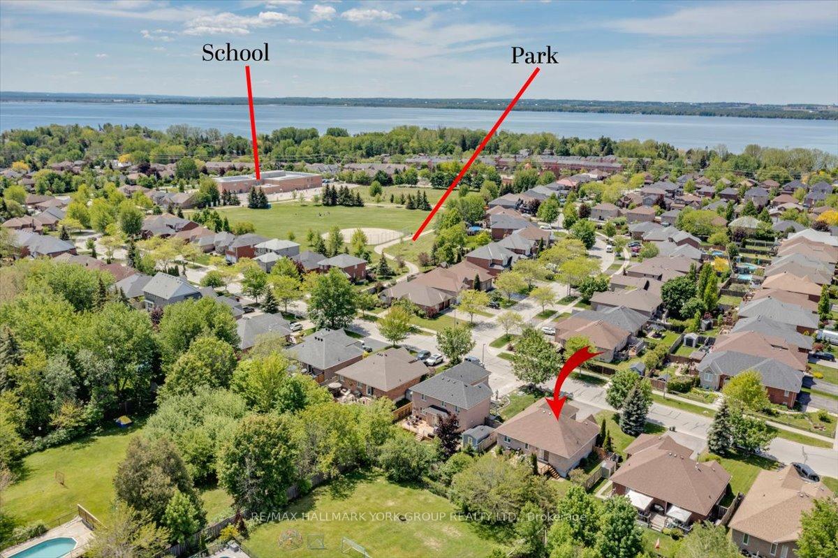 Photo 42 of 45 Highcastle Avenue, Georgina, Historic Lakeshore Communities — HOMEH
