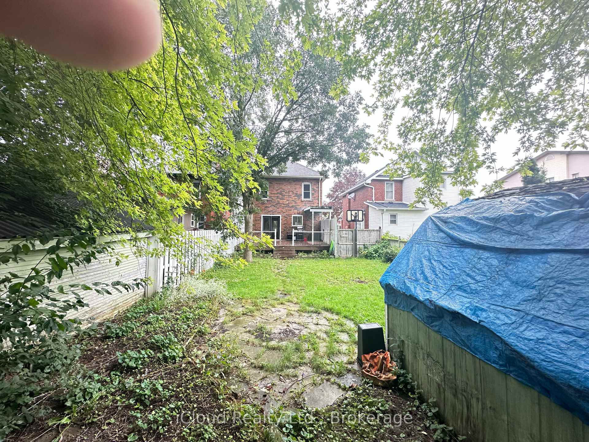 Photo 6 of 27 Buckingham Avenue, Oshawa, O'Neill — HOMEH