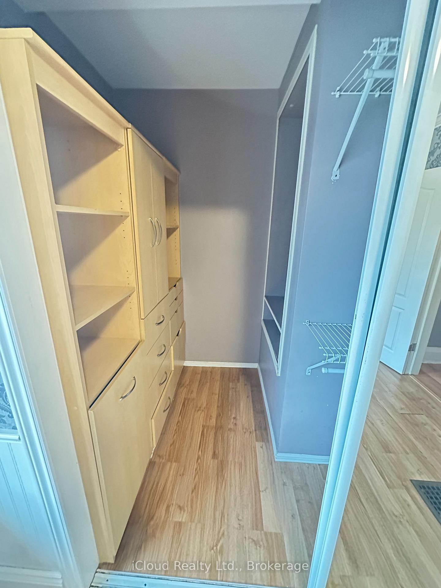 Photo 23 of 27 Buckingham Avenue, Oshawa, O'Neill — HOMEH