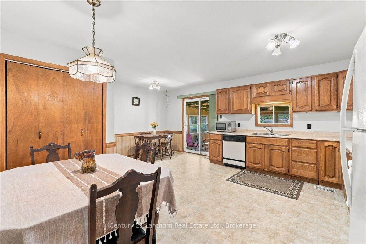 Photo 4 of 18 Dingman Street, Centre Hastings — HOMEH