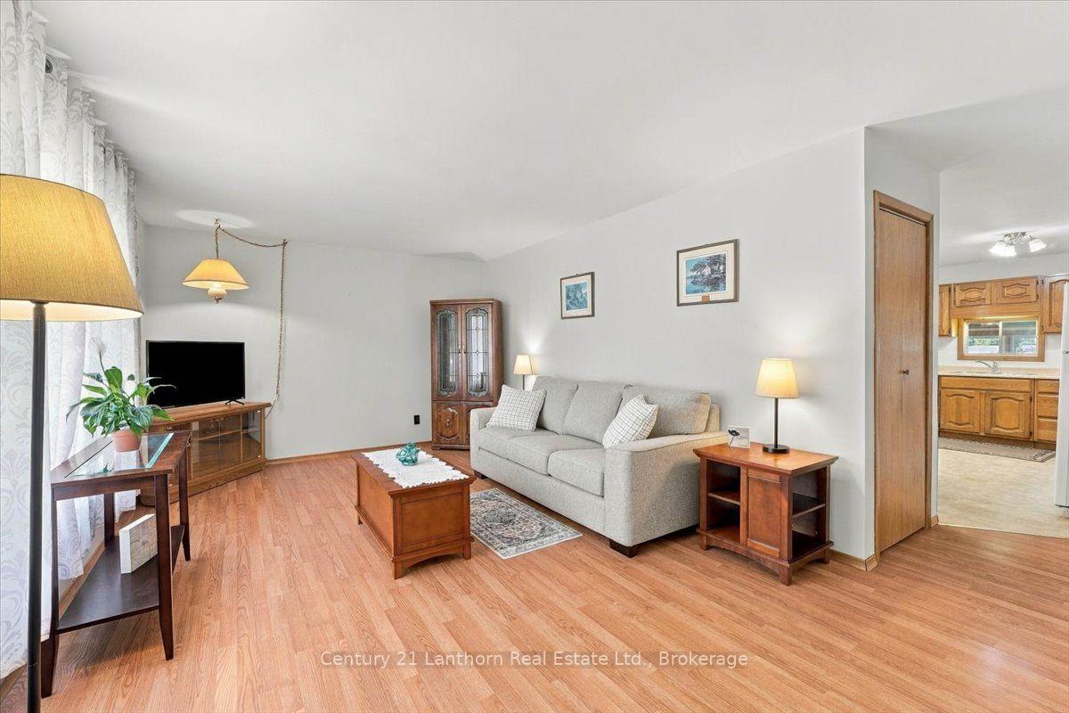 Photo 10 of 18 Dingman Street, Centre Hastings — HOMEH