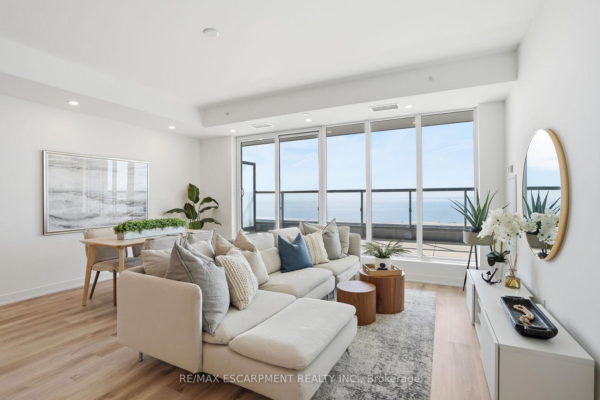 Photo 9 of Unit 2104, 370 Martha Street, Burlington, Brant — HOMEH