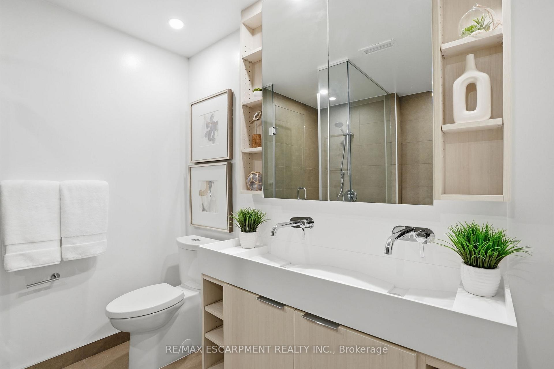 Photo 21 of Unit 2104, 370 Martha Street, Burlington, Brant — HOMEH
