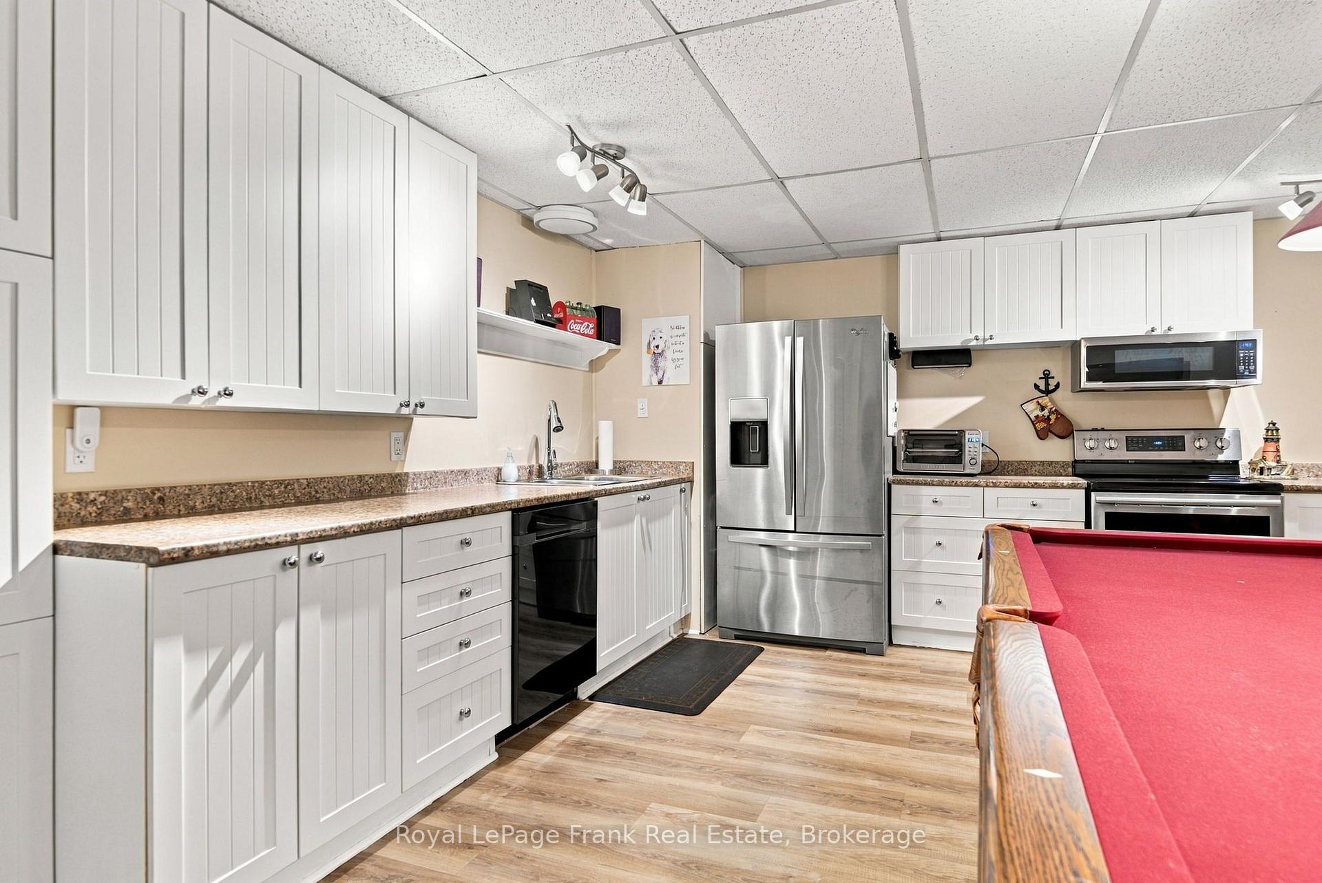 Photo 35 of 61 Bluewater Avenue, Kawartha Lakes, Lindsay — HOMEH
