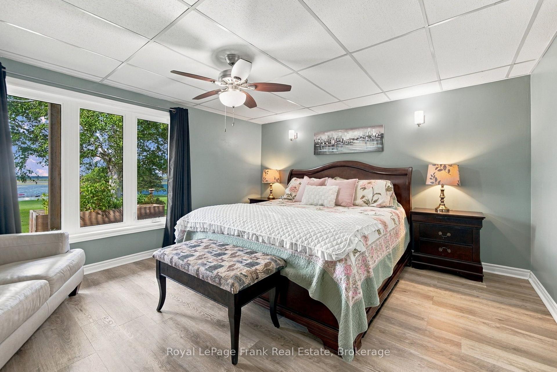 Photo 37 of 61 Bluewater Avenue, Kawartha Lakes, Lindsay — HOMEH