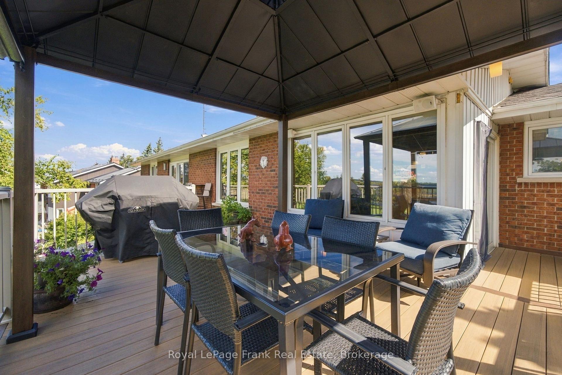 Photo 41 of 61 Bluewater Avenue, Kawartha Lakes, Lindsay — HOMEH