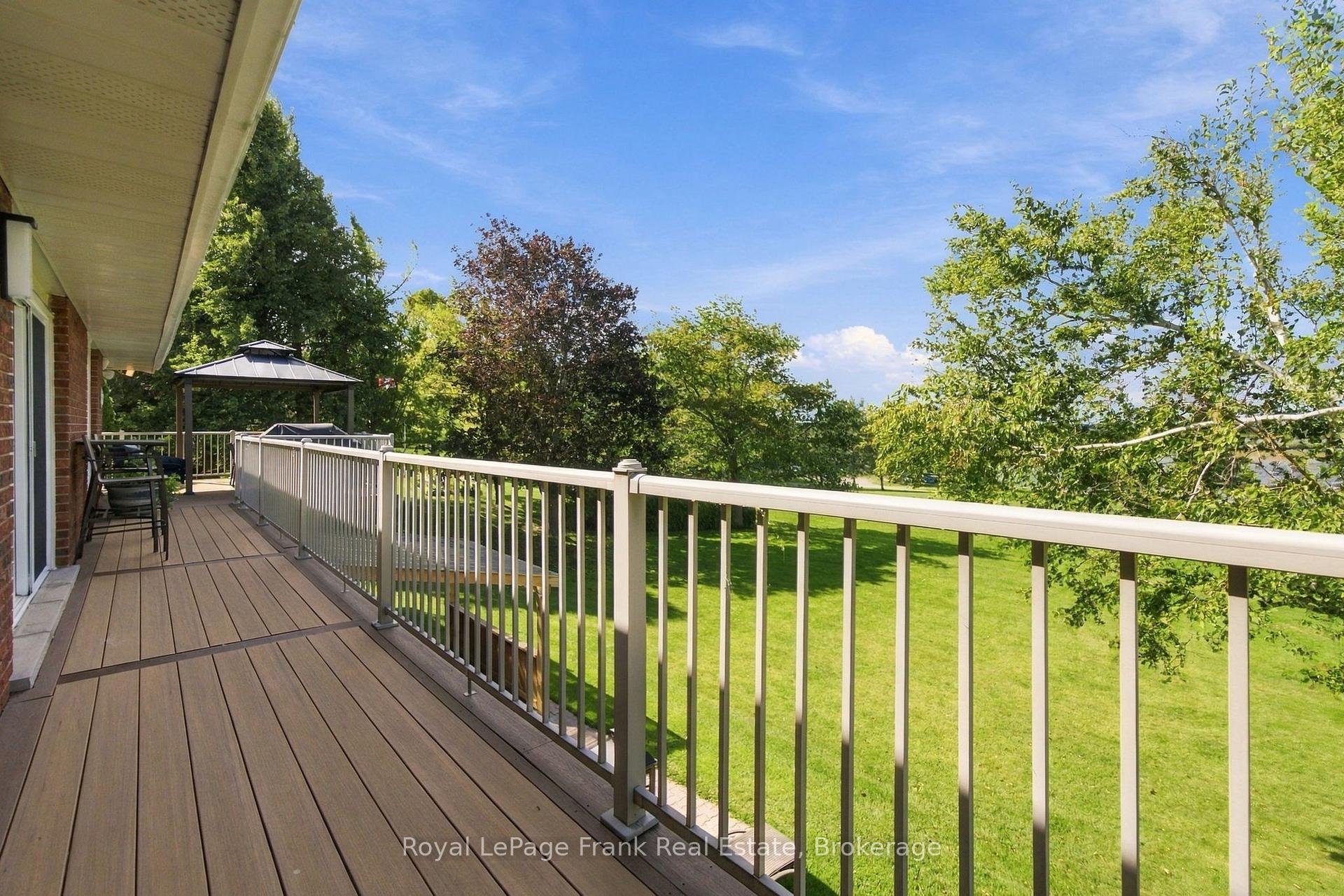 Photo 44 of 61 Bluewater Avenue, Kawartha Lakes, Lindsay — HOMEH