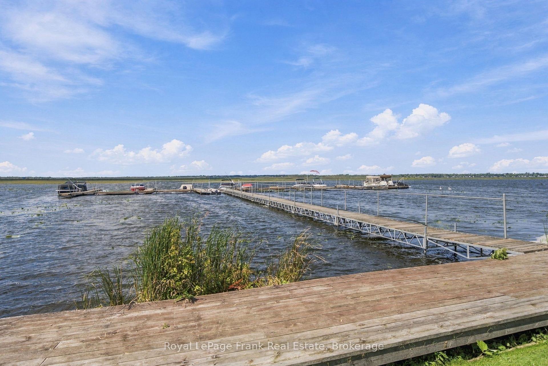 Photo 46 of 61 Bluewater Avenue, Kawartha Lakes, Lindsay — HOMEH