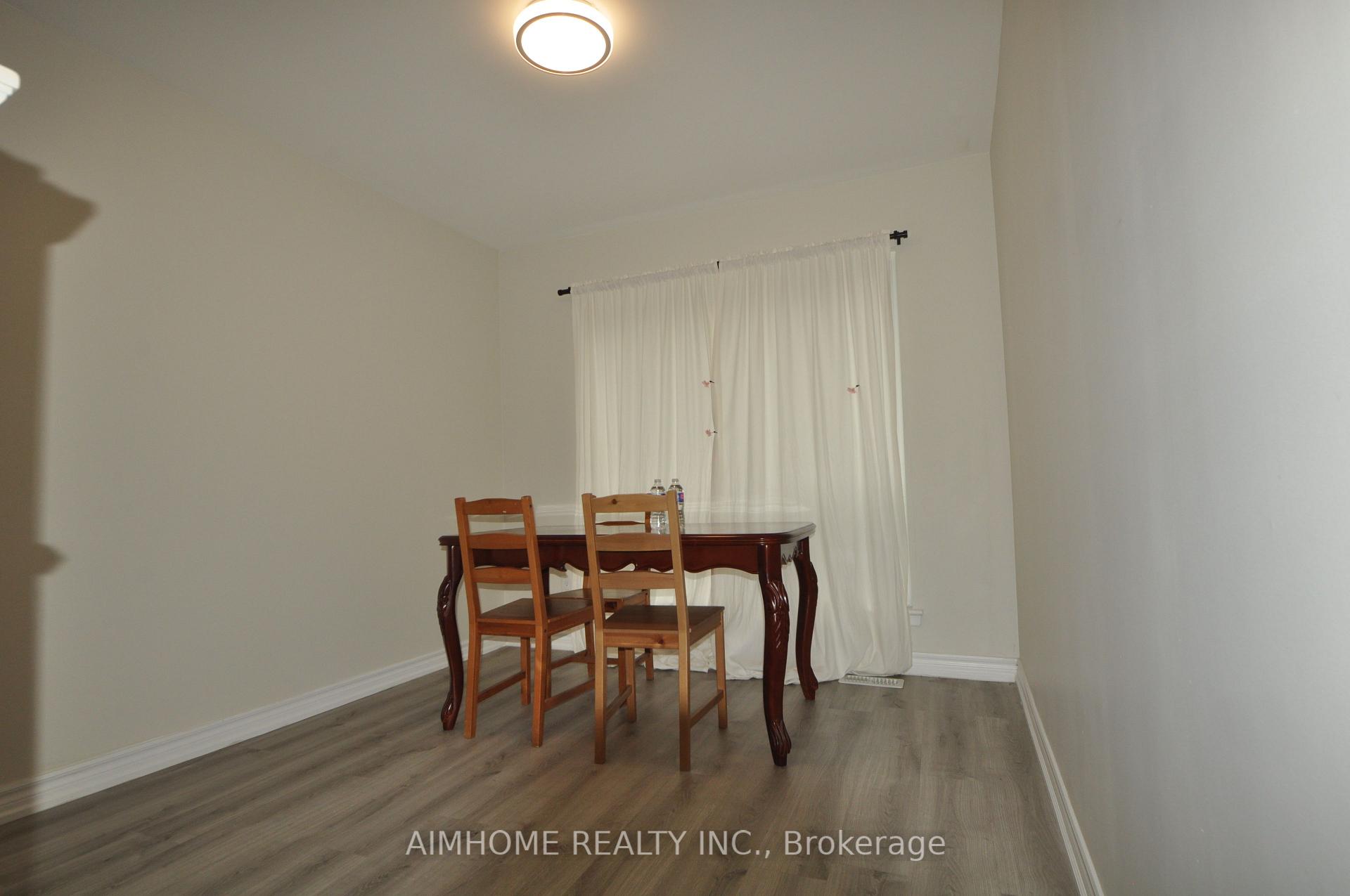 Photo 6 of Unit 806, 1 Liszt Gate, North York, Hillcrest Village — HOMEH