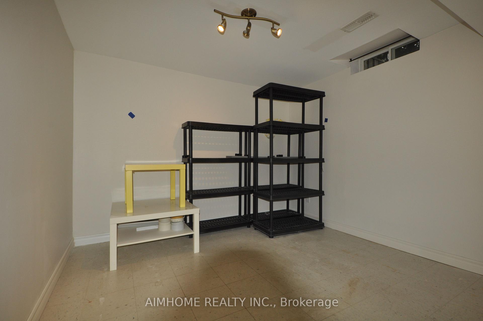 Photo 12 of Unit 806, 1 Liszt Gate, North York, Hillcrest Village — HOMEH