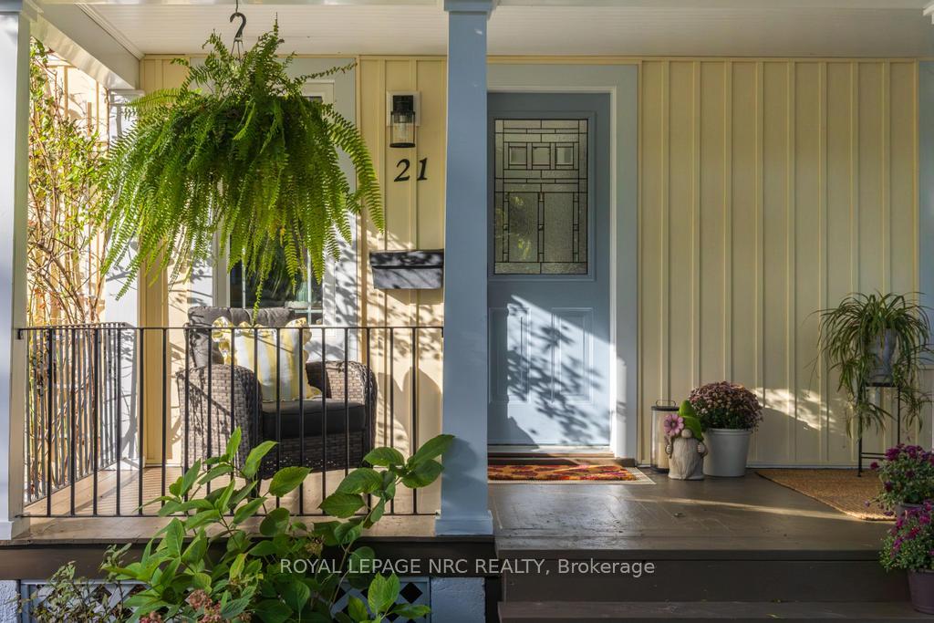Photo 7 of 21 Johnston Street, St. Catharines, Port Dalhousie — HOMEH