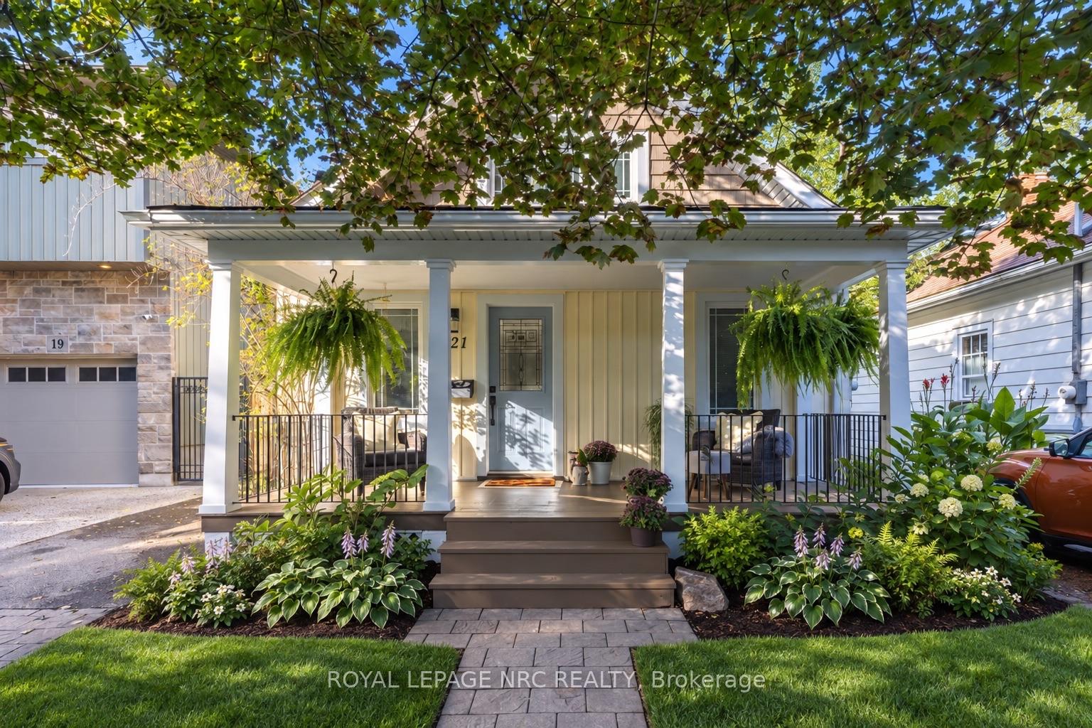 Photo 4 of 21 Johnston Street, St. Catharines, Port Dalhousie — HOMEH