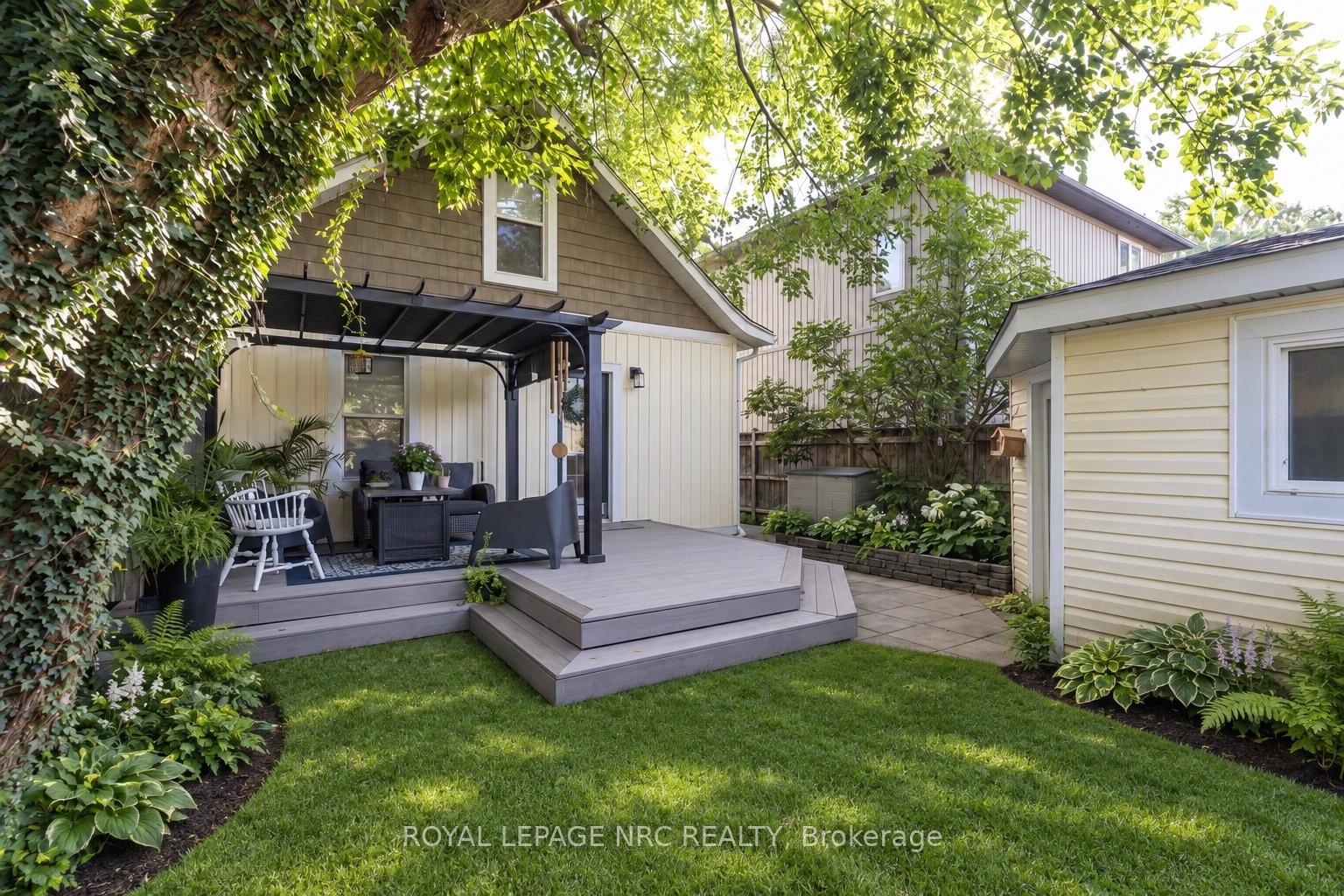Photo 52 of 21 Johnston Street, St. Catharines, Port Dalhousie — HOMEH