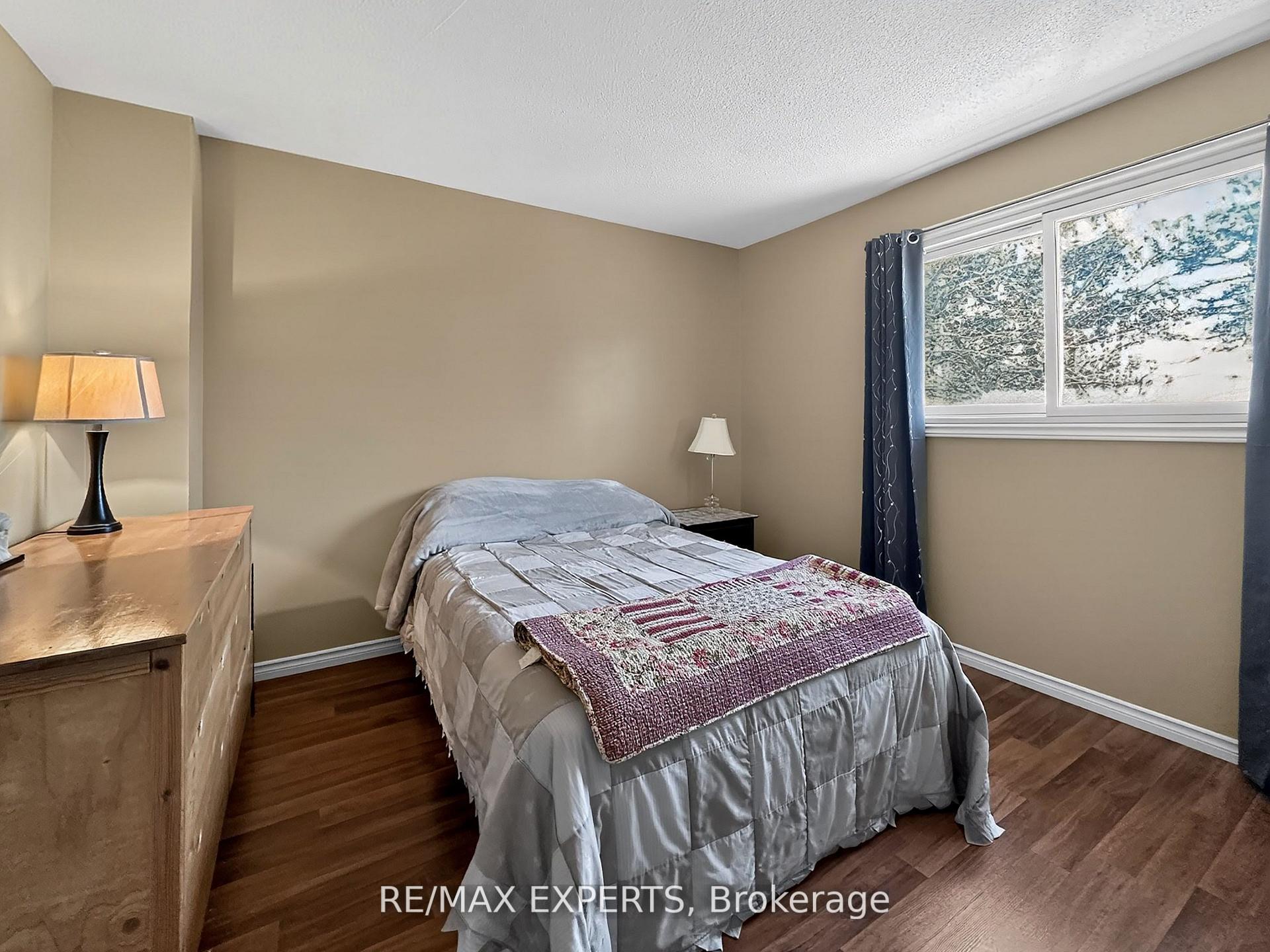 Photo 16 of 86 Sutter Avenue, Brampton, Heart Lake West — HOMEH