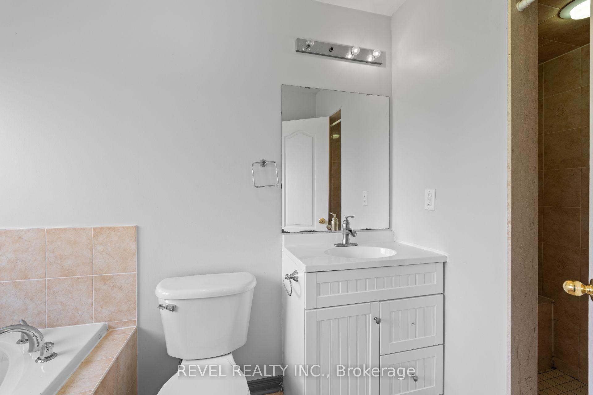 Photo 16 of Unit 55, 6399 Spinnaker Circle, Mississauga, Meadowvale Village — HOMEH