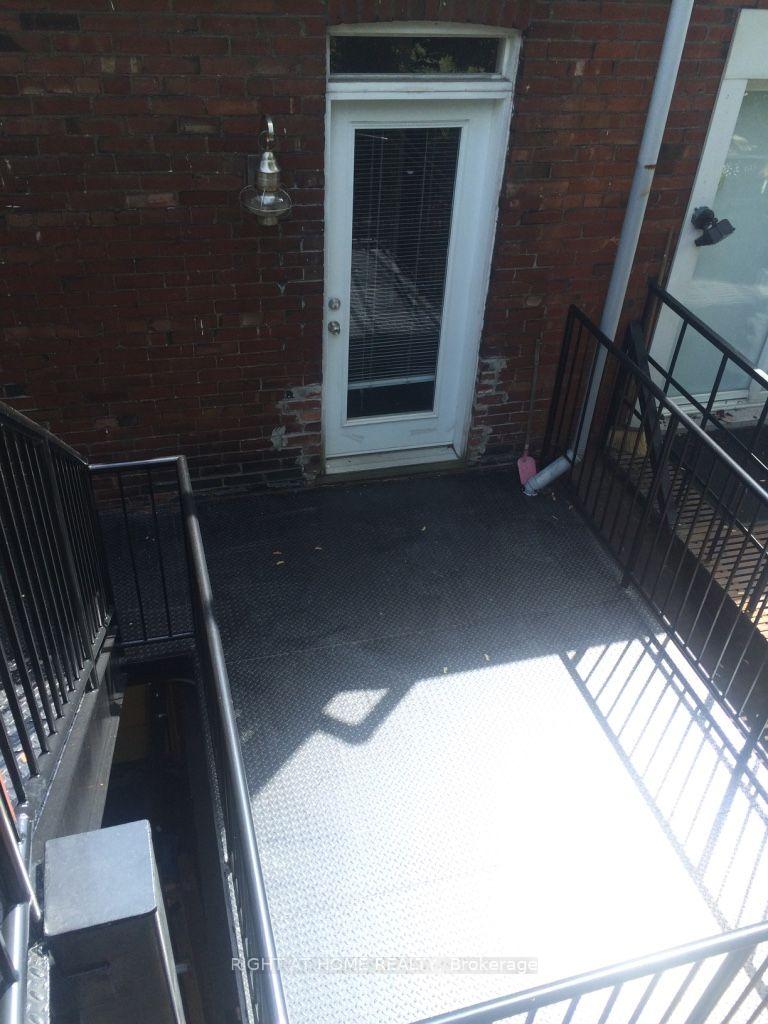 Photo 11 of 194A Carlton Street, Toronto, Cabbagetown-South St. James Town — HOMEH