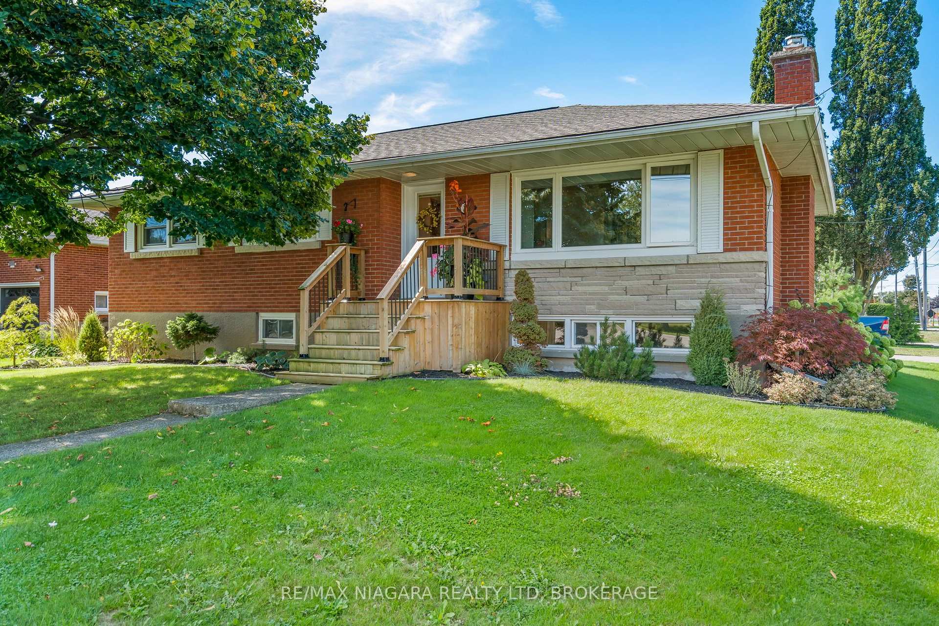 Front of 182 Rosemount Avenue