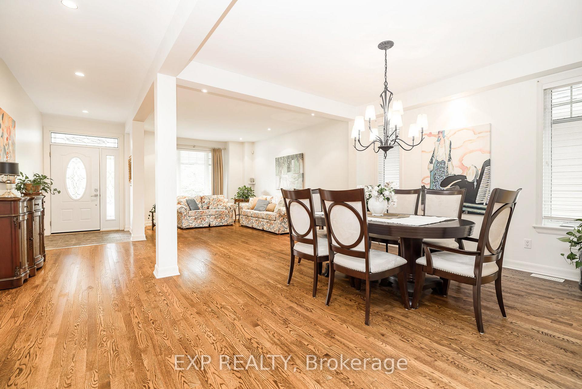 Photo 9 of 36 Oakbriar Crescent, Ottawa, Barrhaven - Stonebridge — HOMEH