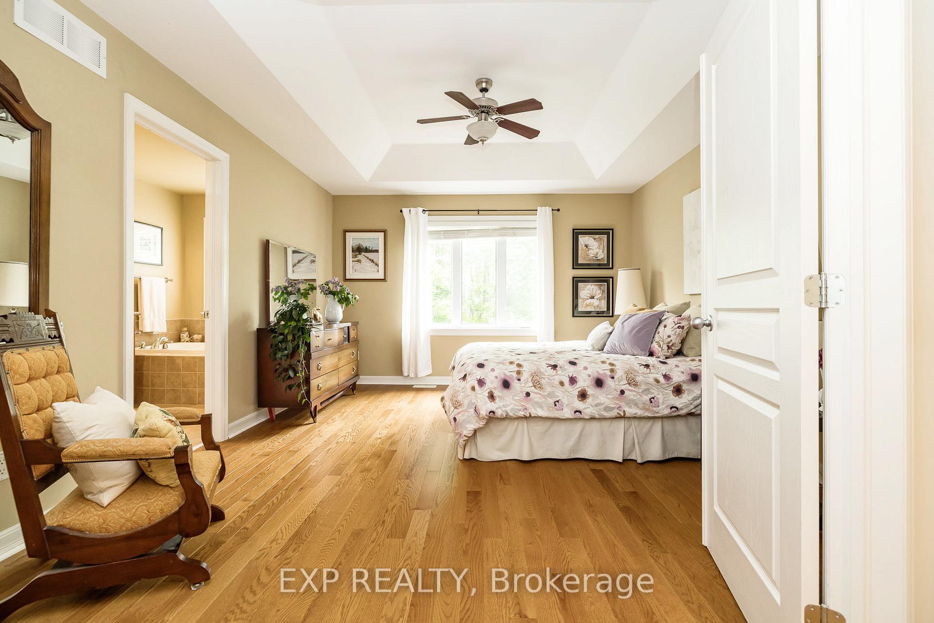 Photo 24 of 36 Oakbriar Crescent, Ottawa, Barrhaven - Stonebridge — HOMEH