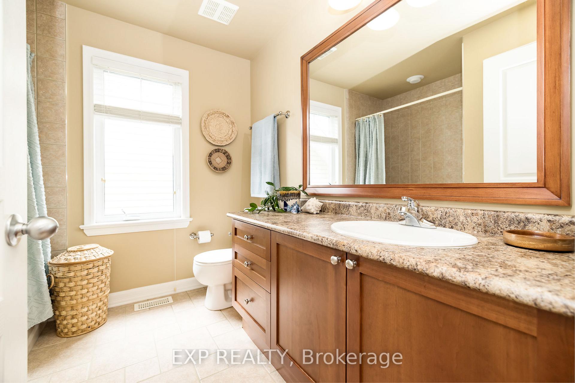 Photo 30 of 36 Oakbriar Crescent, Ottawa, Barrhaven - Stonebridge — HOMEH