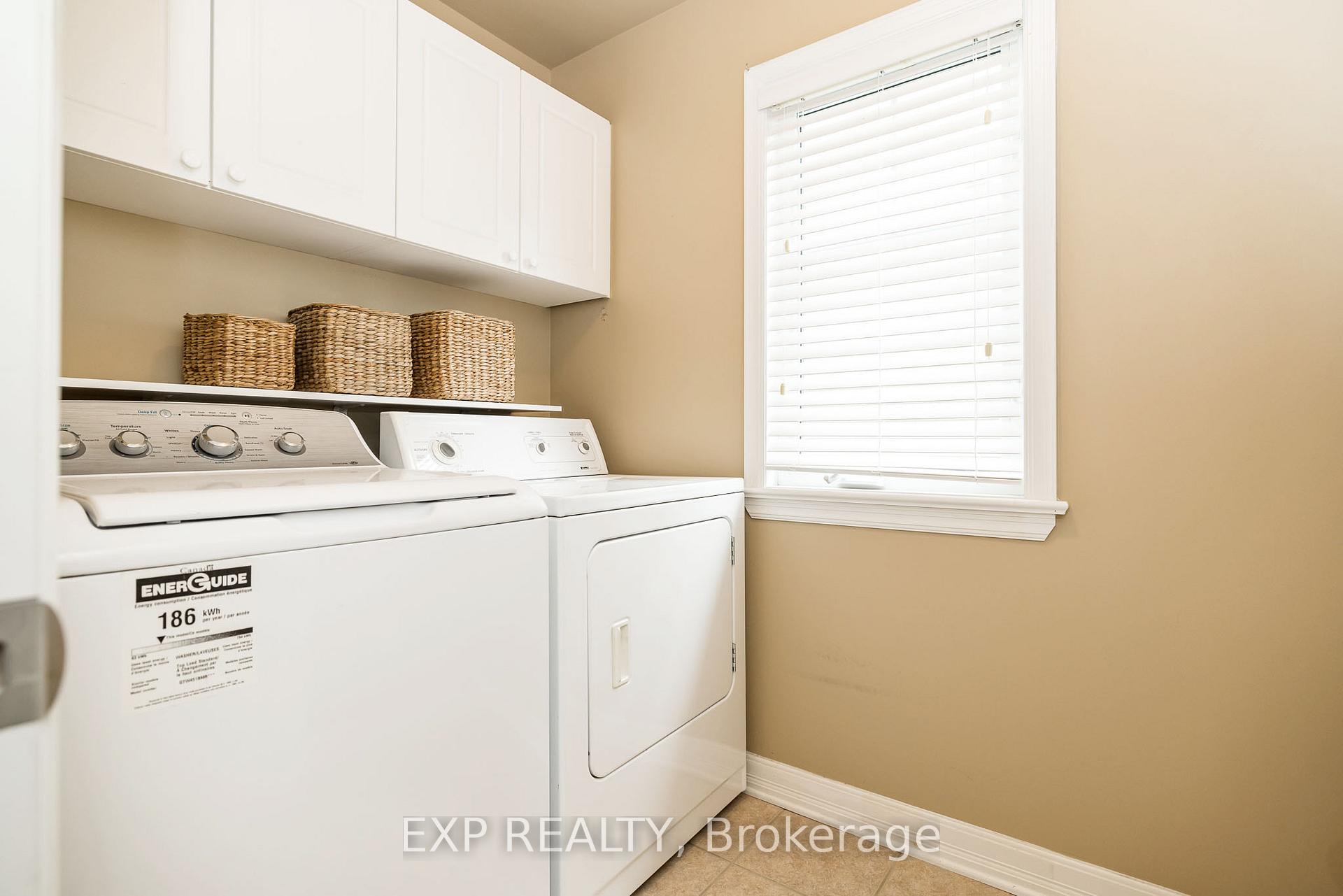 Photo 33 of 36 Oakbriar Crescent, Ottawa, Barrhaven - Stonebridge — HOMEH