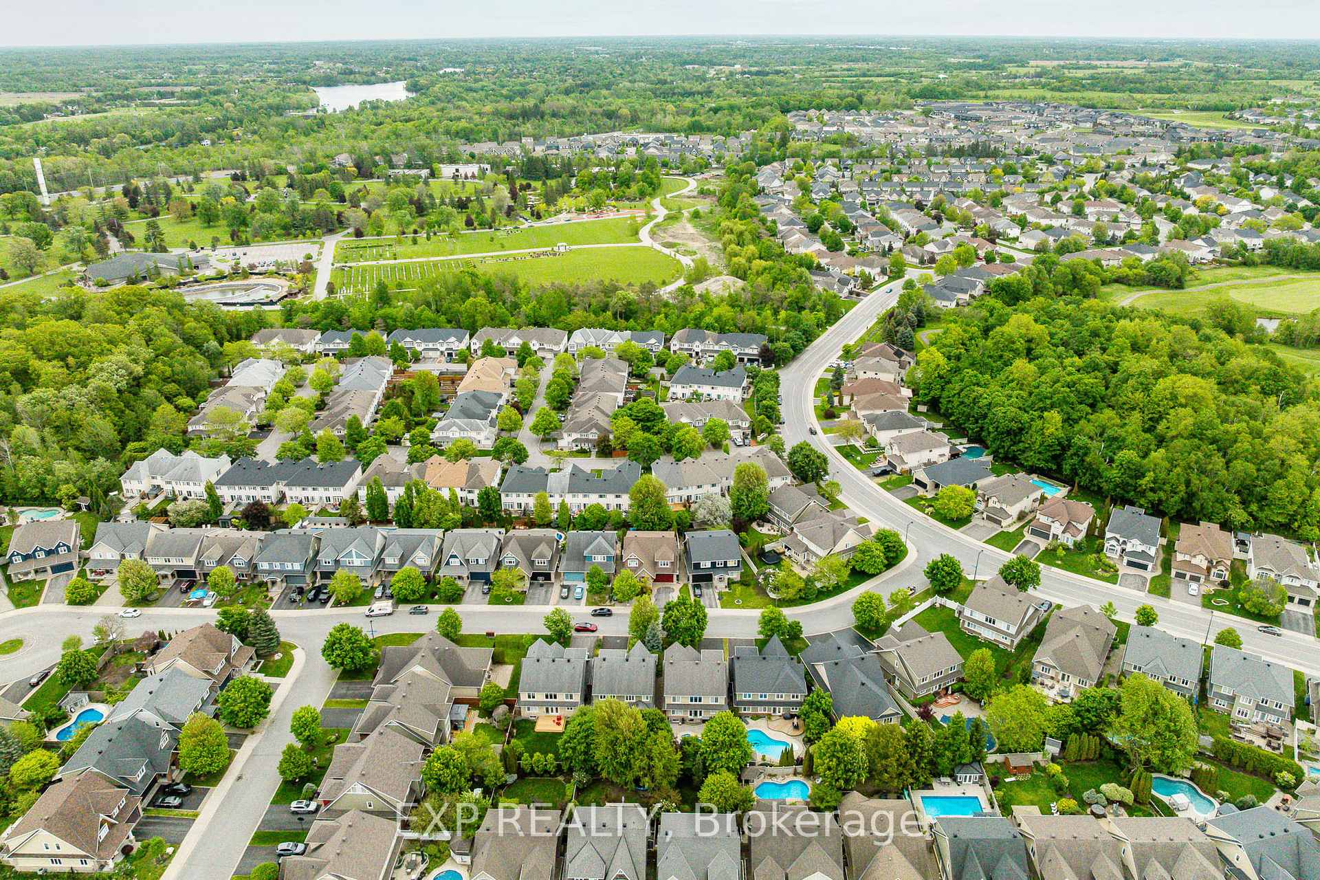 Photo 46 of 36 Oakbriar Crescent, Ottawa, Barrhaven - Stonebridge — HOMEH