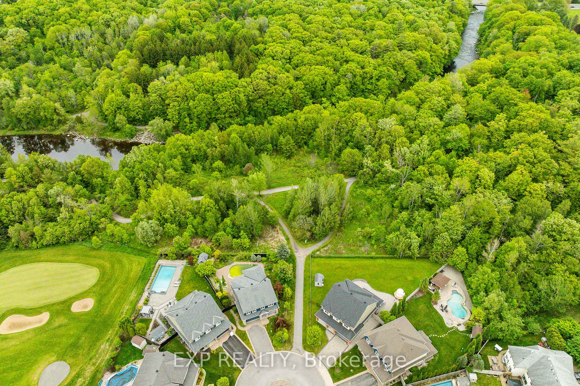 Photo 47 of 36 Oakbriar Crescent, Ottawa, Barrhaven - Stonebridge — HOMEH