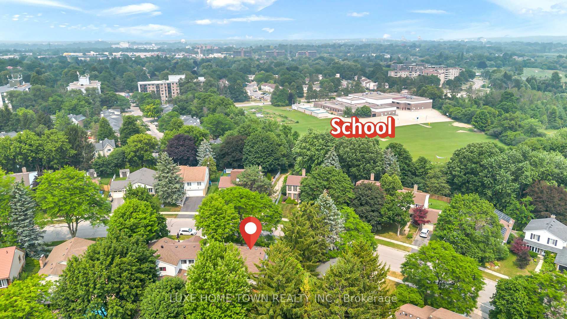 Photo 35 of 37 Ferman (Lower) Drive, Guelph, Willow West/Sugarbush/West Acres — HOMEH