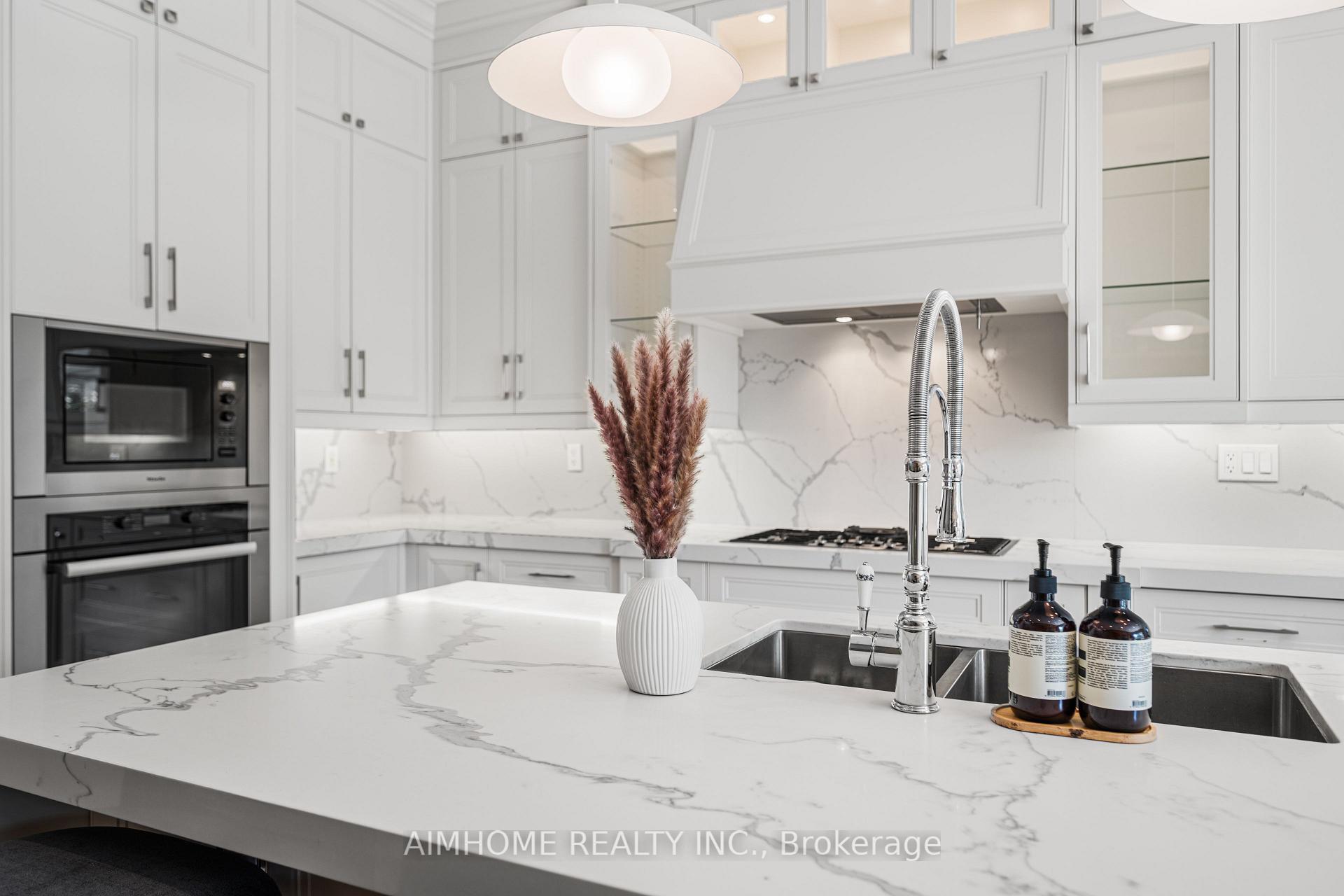 Photo 19 of 191 Glengarry Avenue, Toronto, Lawrence Park North — HOMEH