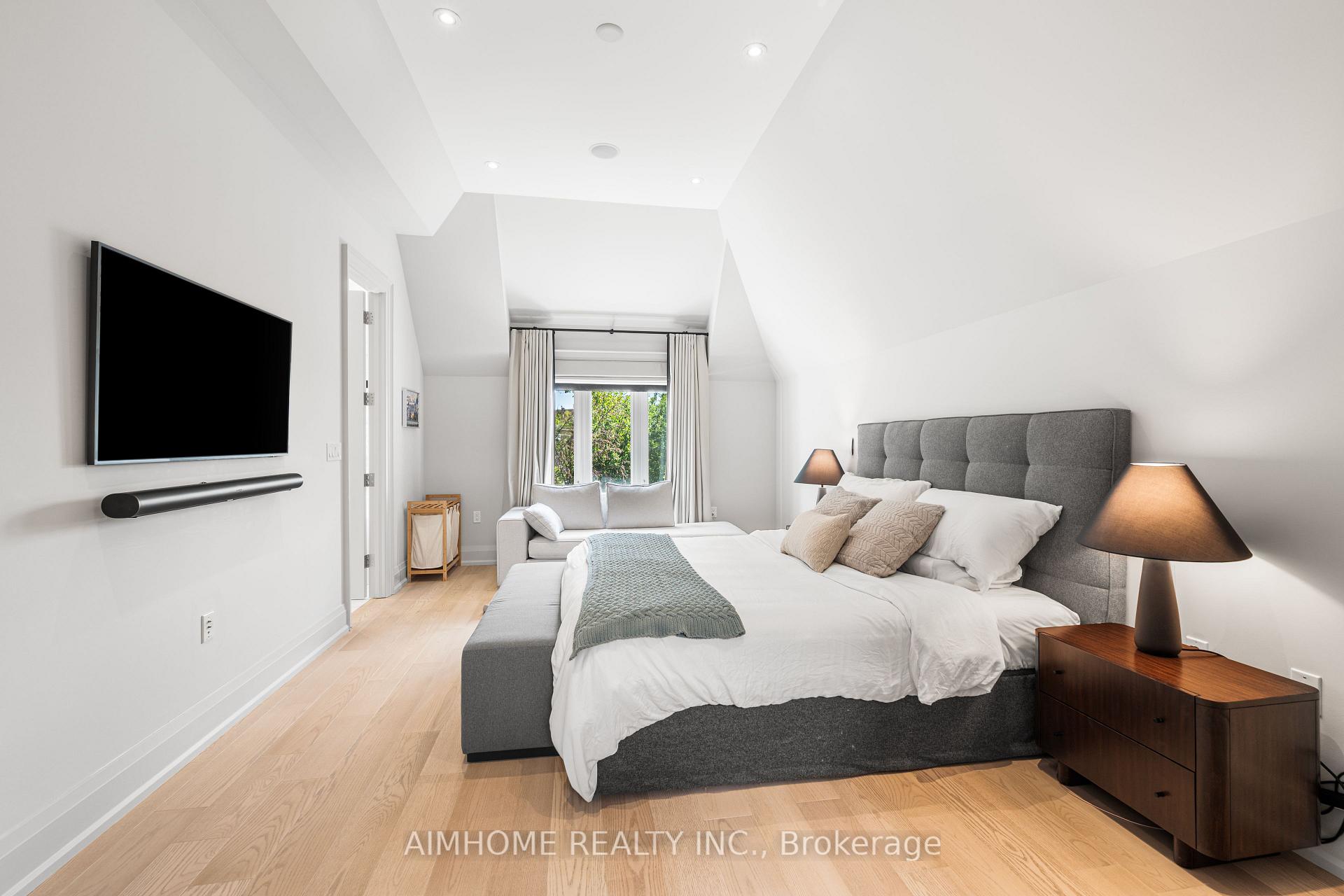 Photo 21 of 191 Glengarry Avenue, Toronto, Lawrence Park North — HOMEH