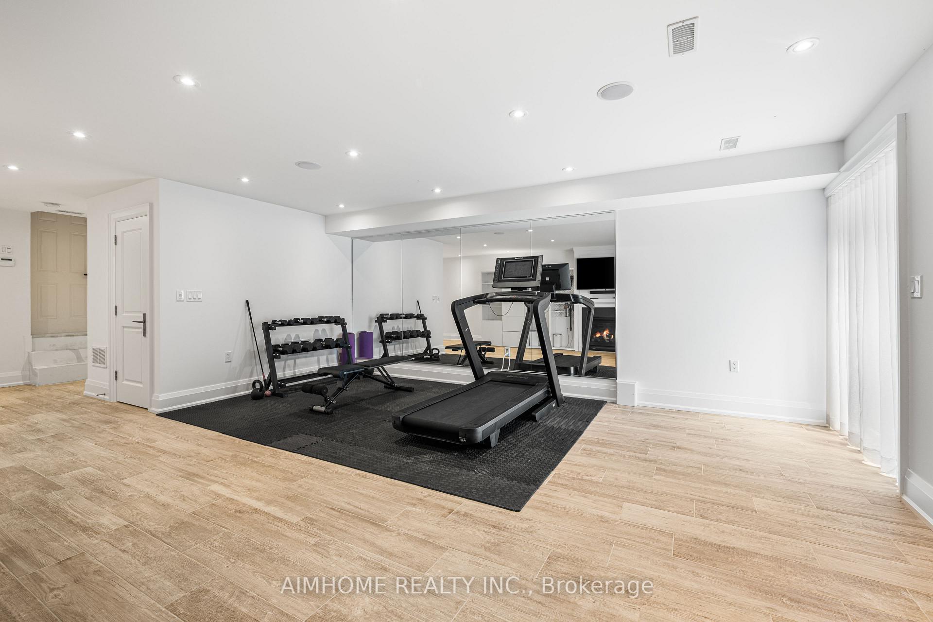 Photo 36 of 191 Glengarry Avenue, Toronto, Lawrence Park North — HOMEH