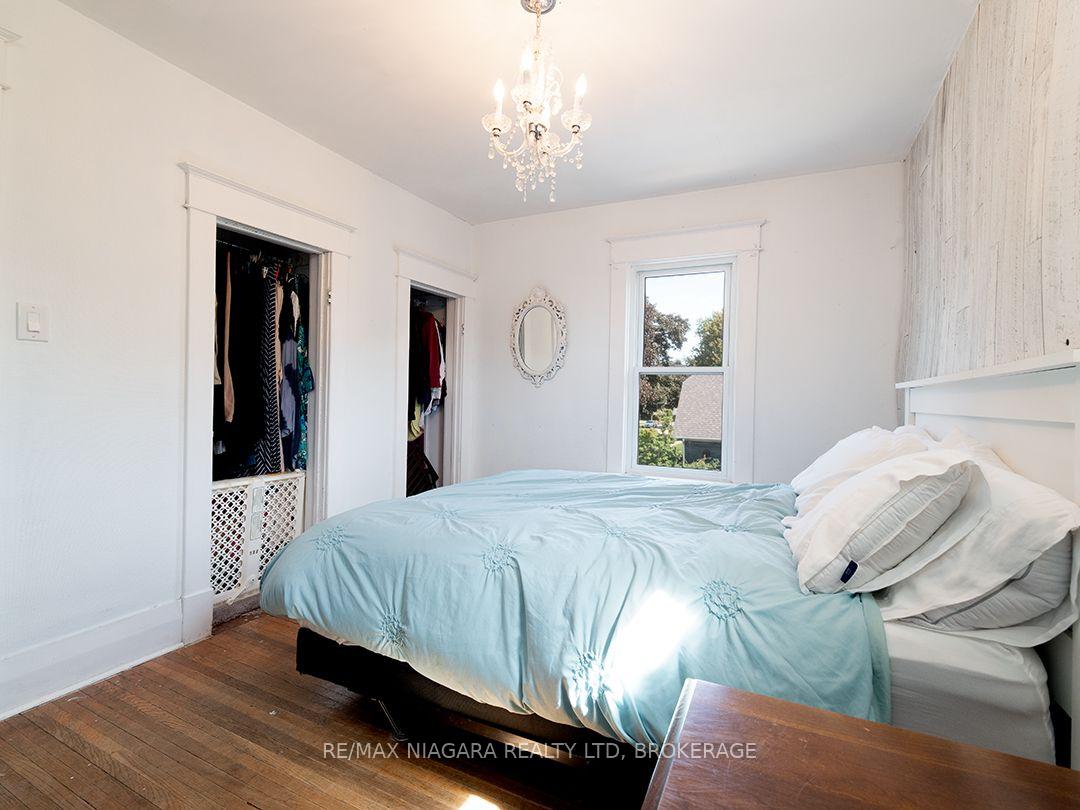 Photo 14 of 129 Forest Avenue, Port Colborne, Sugarloaf — HOMEH