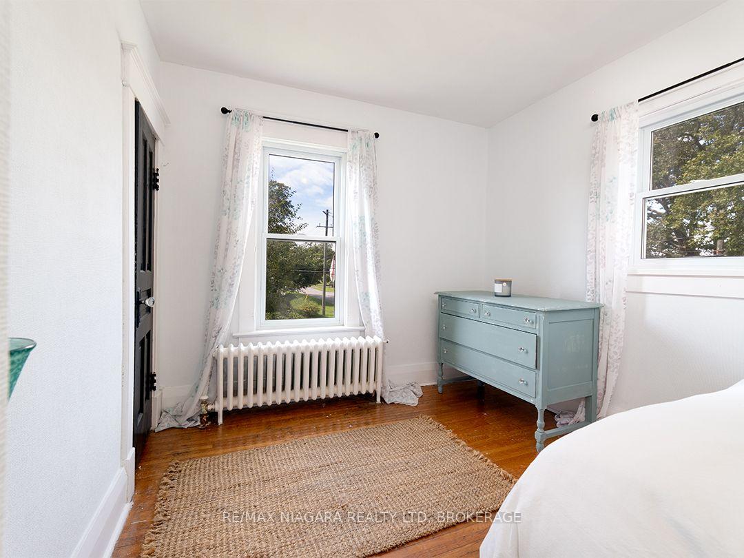 Photo 16 of 129 Forest Avenue, Port Colborne, Sugarloaf — HOMEH